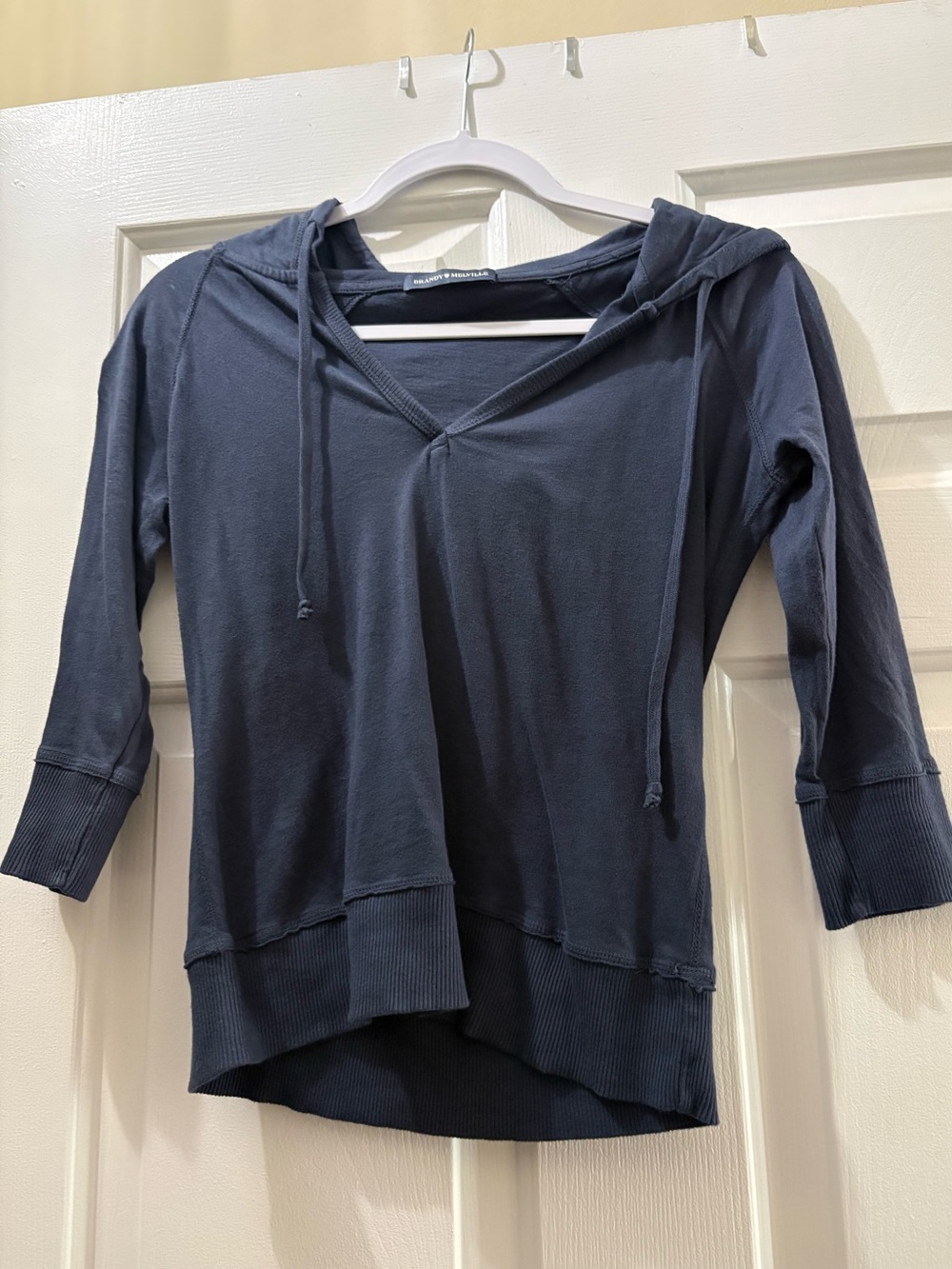 Brandy Melville Navy Hooded V-Neck Pullover Quarter Sleeve